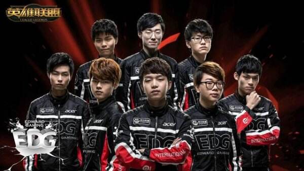 球距离远 球距离远